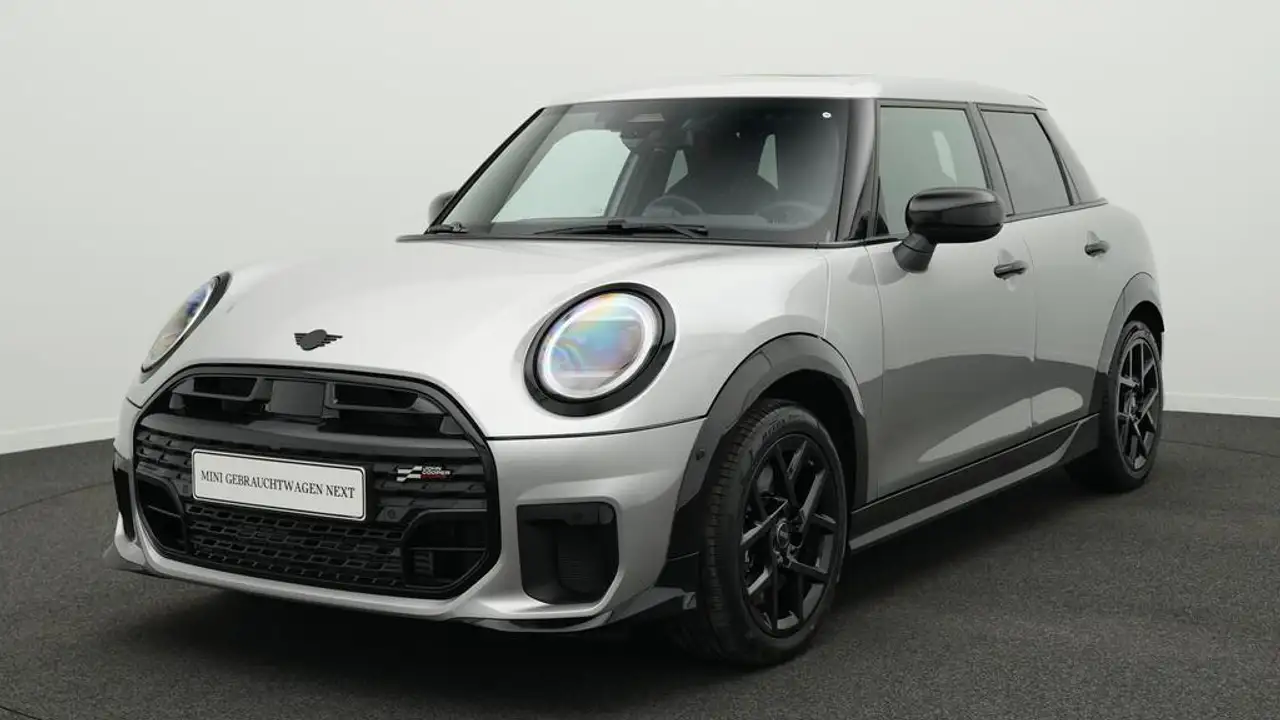 MINI Cooper John Cooper Works Trim
