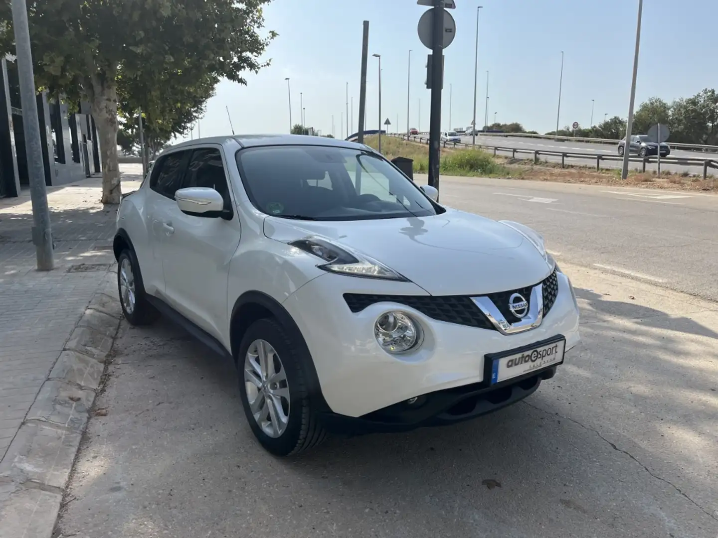 Nissan Juke 1.5dCi Acenta 4x2 Blanco - 2