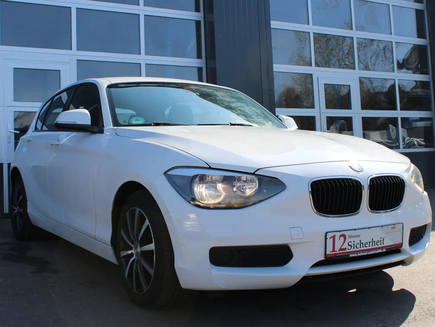 BMW 116 116 i Sitzheizung+PDC hinten Bianco - 2