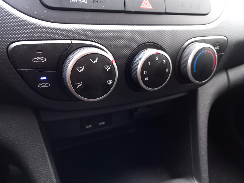 Hyundai i10 1.0i 66pk Blue Comfort | Airco | — photo 17