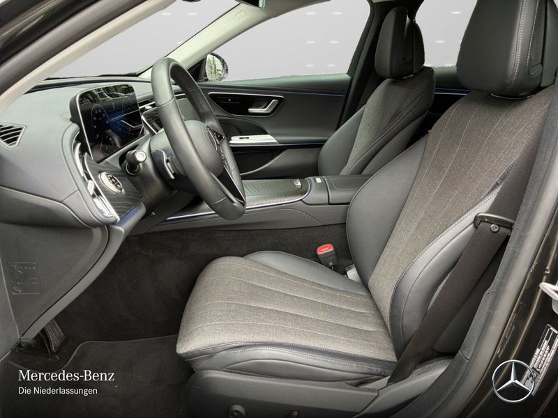 Mercedes-Benz E 220 d T Avantgarde WideScreen Distr. LED AHK PTS — photo 11