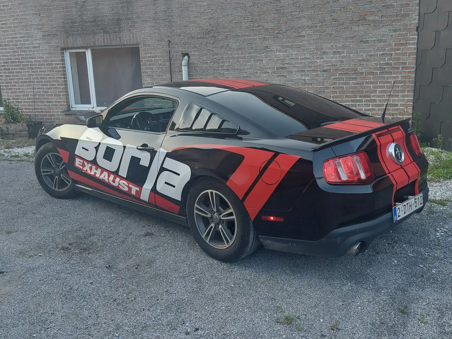 Ford Mustang 3.7i V6 Чёрный - 1