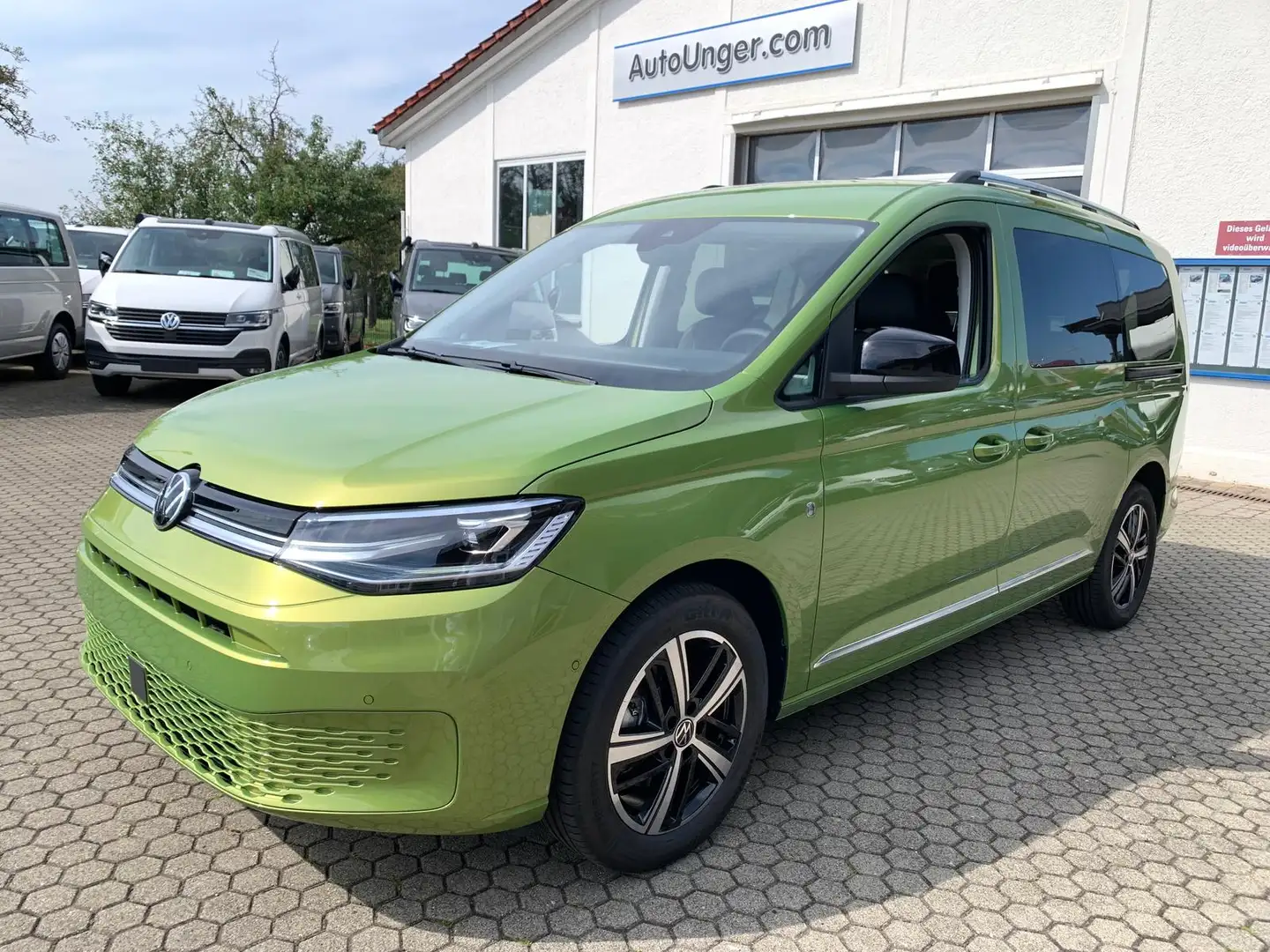 Volkswagen Caddy Style Navi Side+Lane+TravelAssist Zielony - 1