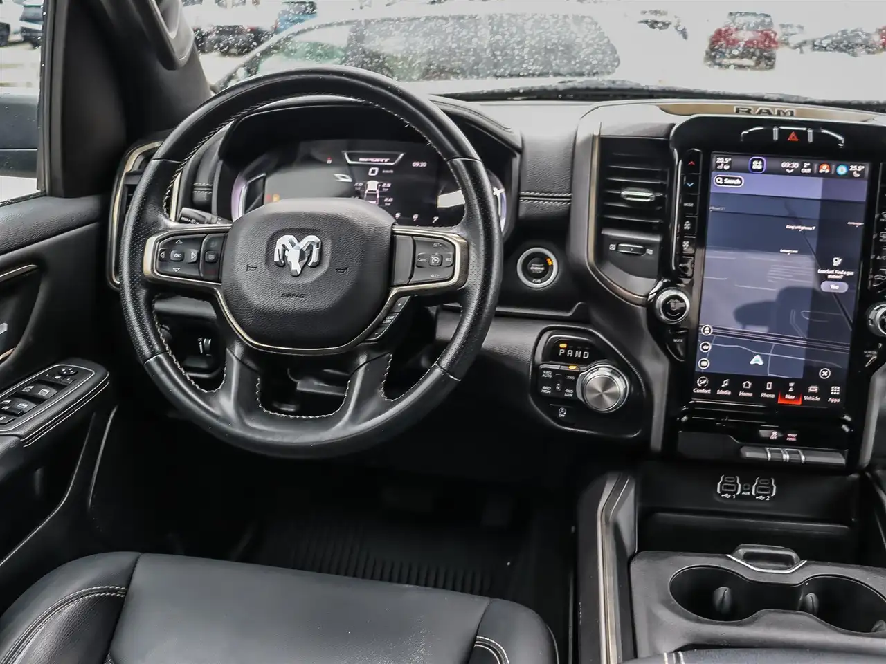 RAM 1500 снимка RAM 1500