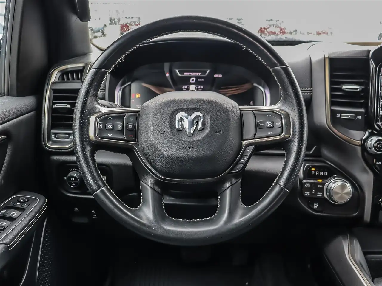 RAM 1500 снимка RAM 1500