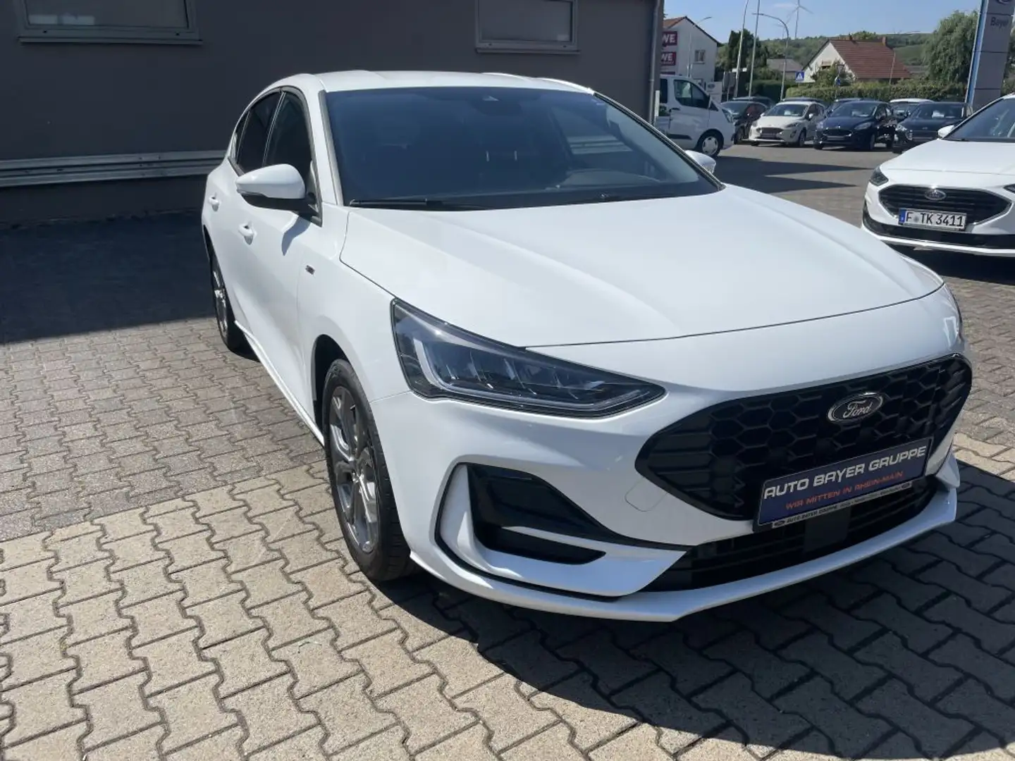 Ford Focus 1.0 EcoBoost Hybrid ST-LINE STYLE Wit - 1