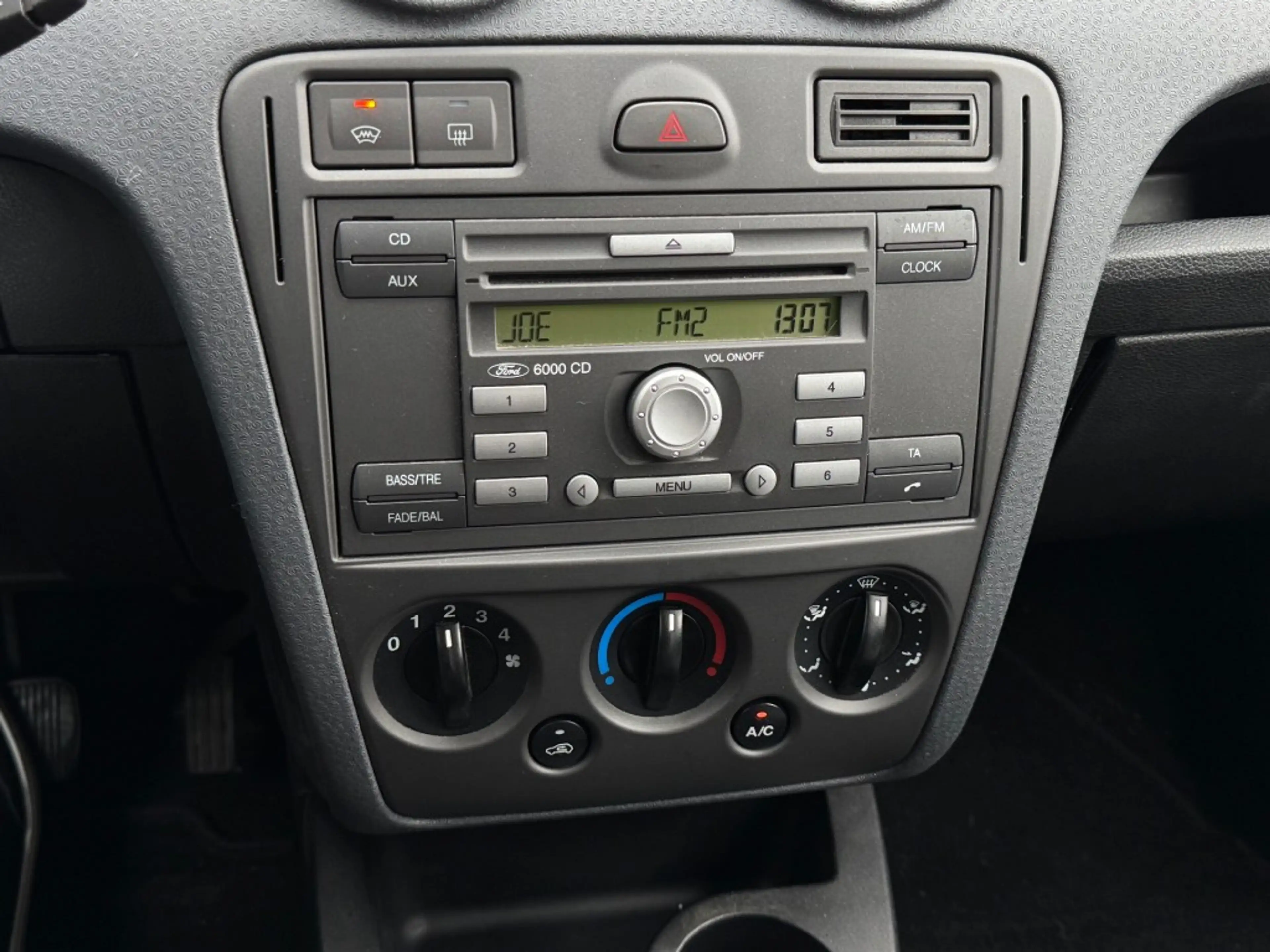 Ford Fusion 1.6-16V Futara - elec. ramen - trekhaak - all seas — photo 13