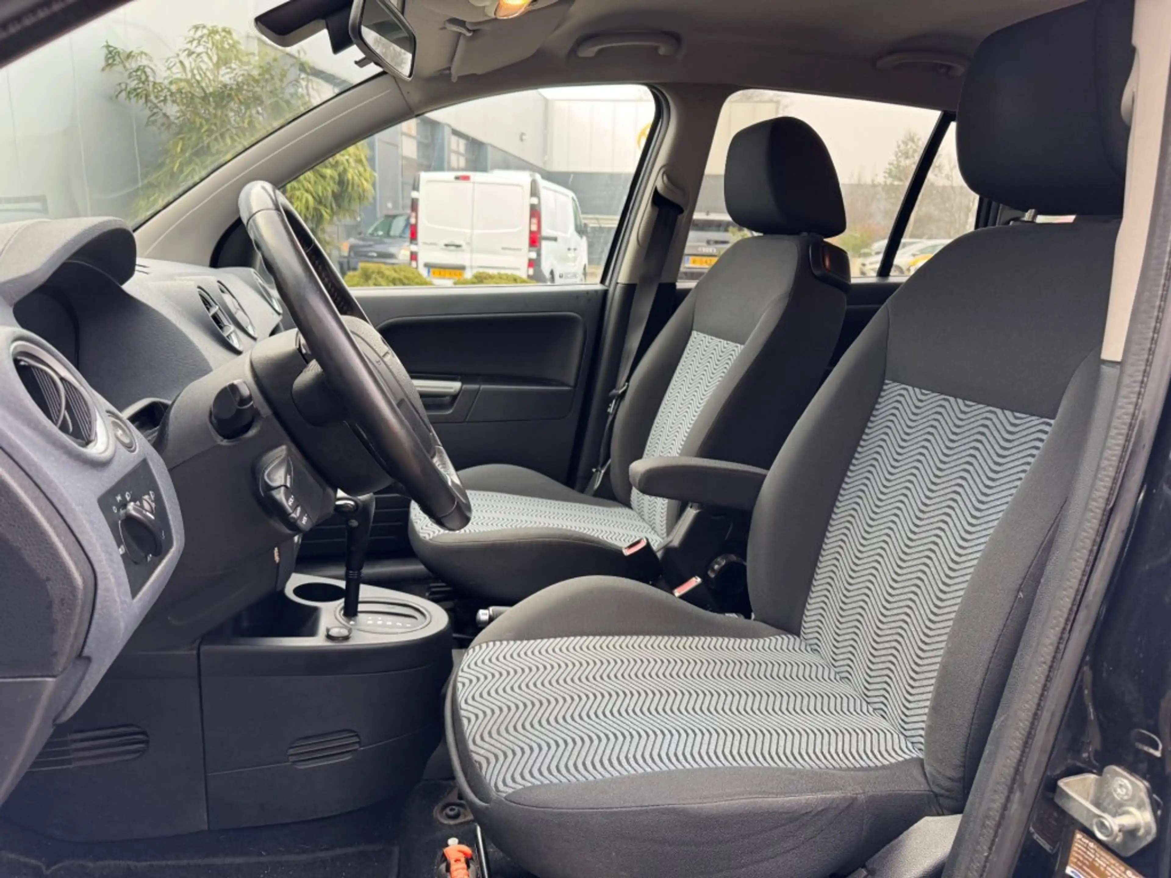 Ford Fusion 1.6-16V Futara - elec. ramen - trekhaak - all seas — photo 6
