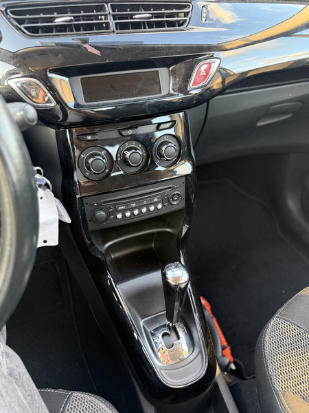 Citroen C3 1.2 VTi Collection — photo 12
