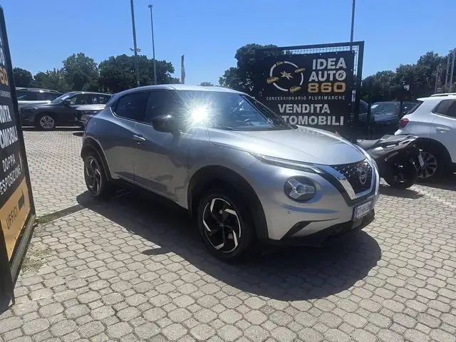 2024 Nissan Juke in Silver for sale