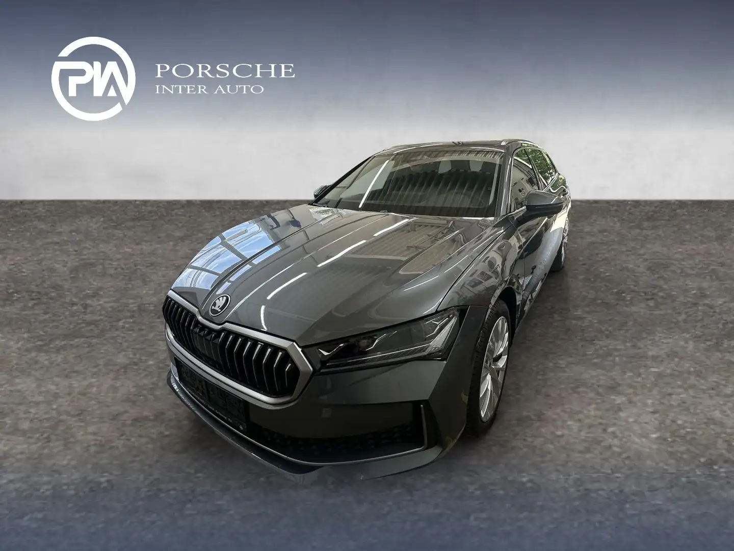 Skoda Superb 4x4 Selection TDI DSG Grau - 1