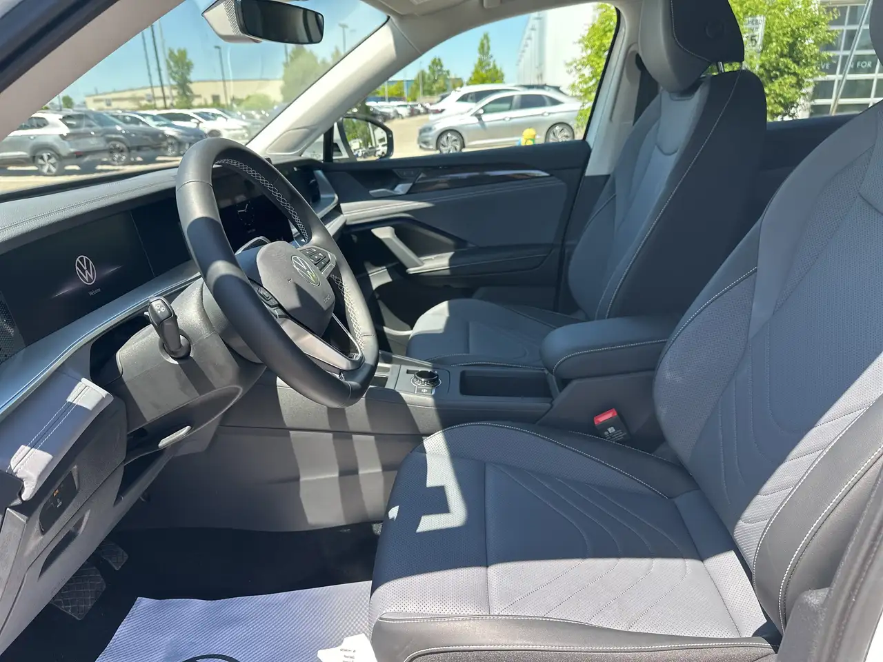 Volkswagen Tiguan снимка Volkswagen Tiguan
