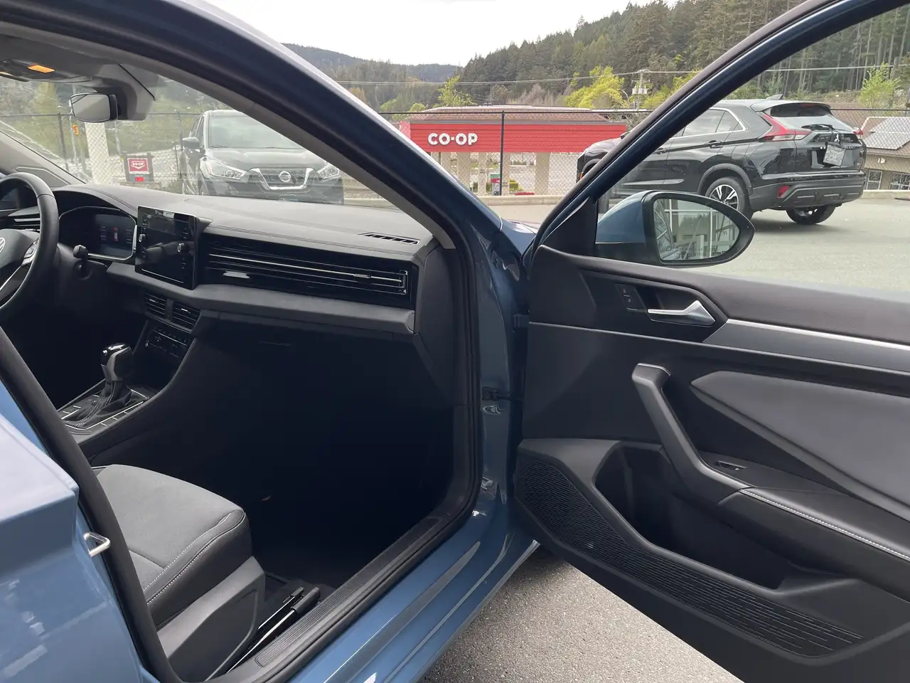 Volkswagen Jetta снимка Volkswagen Jetta