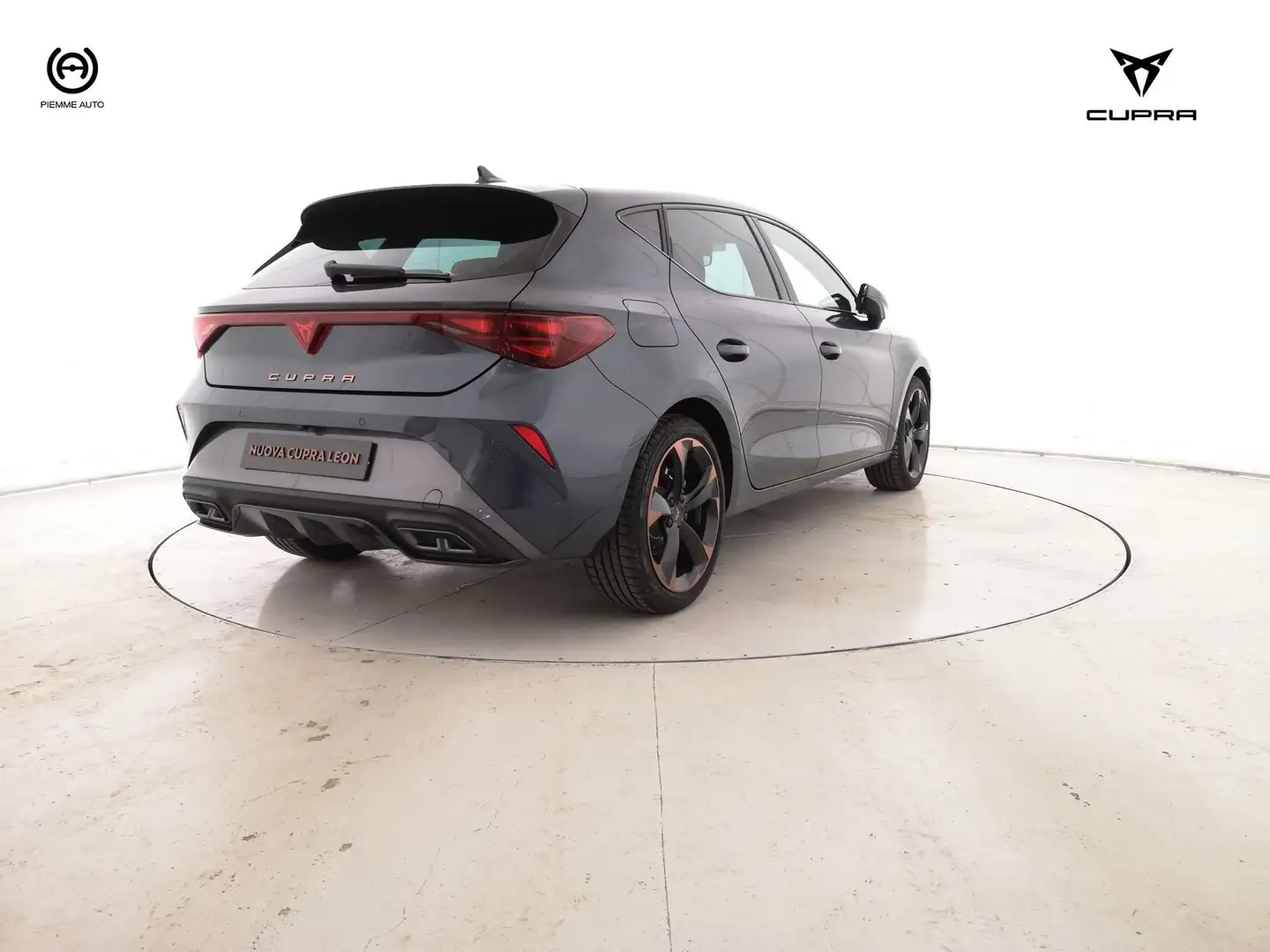 CUPRA Leon 1.5 Hybrid 150 CV DSG Grigio - 2