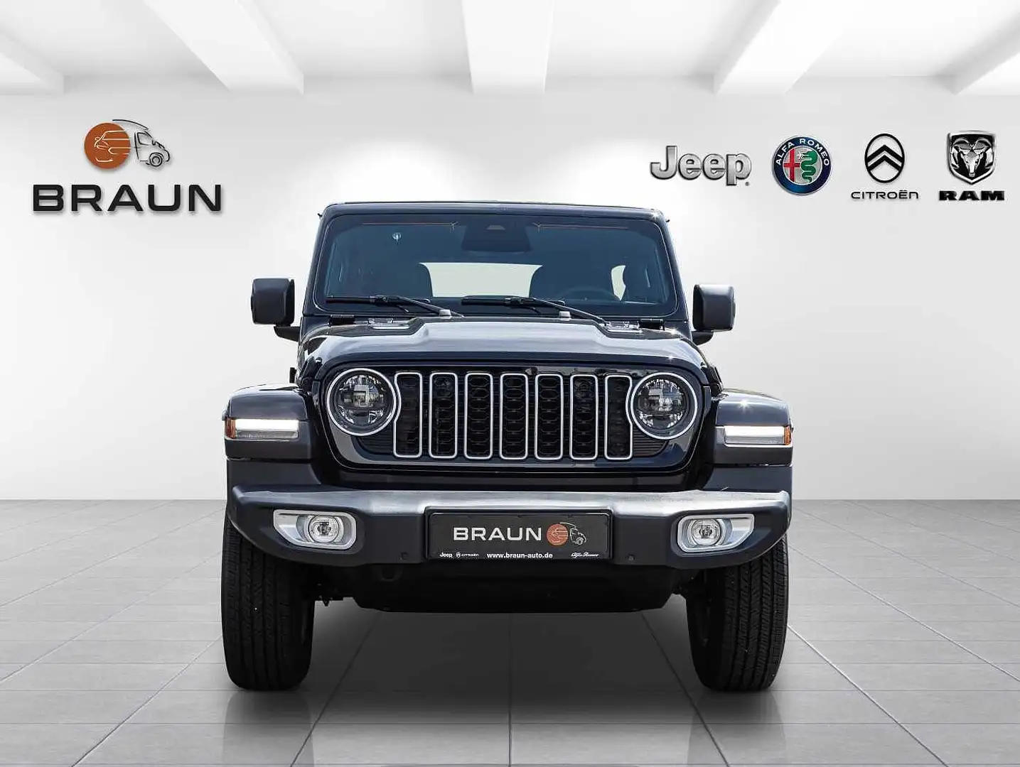 Jeep Wrangler MY24 Sahara 2.0l T-GDI Ultd. Sky-One Schwarz - 2