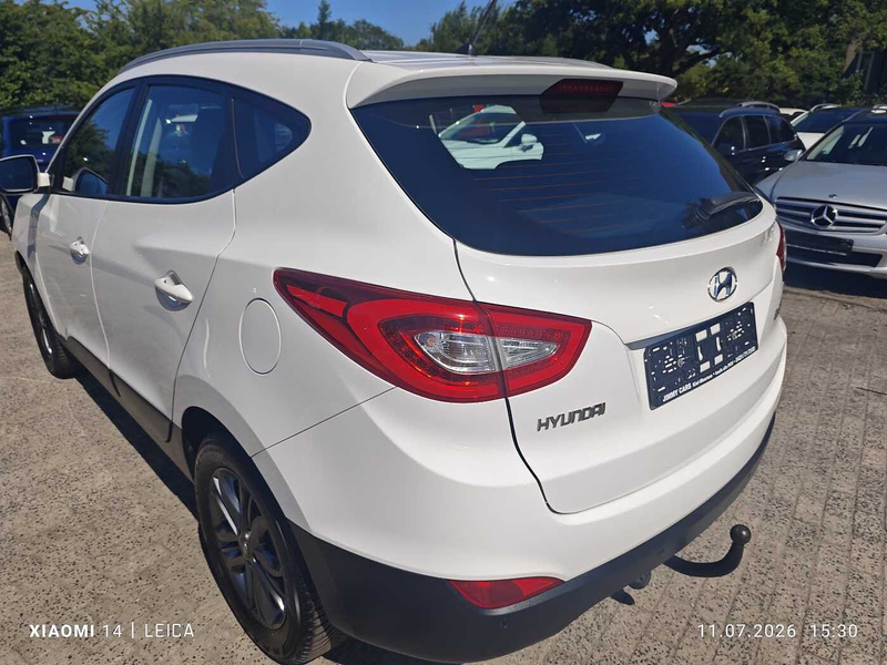 Hyundai iX35 1.6 2WD Fifa World Cup Edition — photo 2