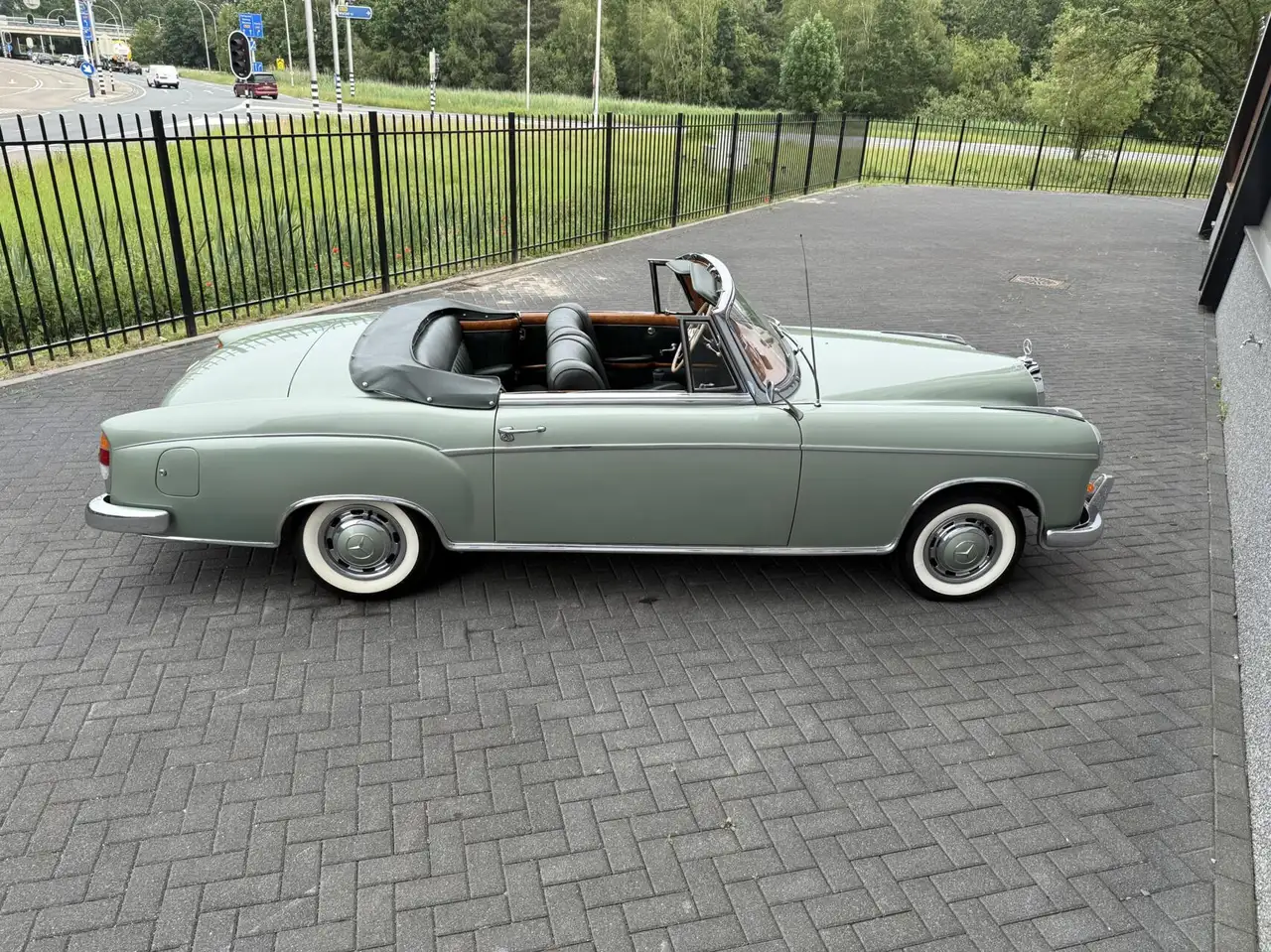 Mercedes-Benz 220 W128/W180 Ponton 220S, foto 8