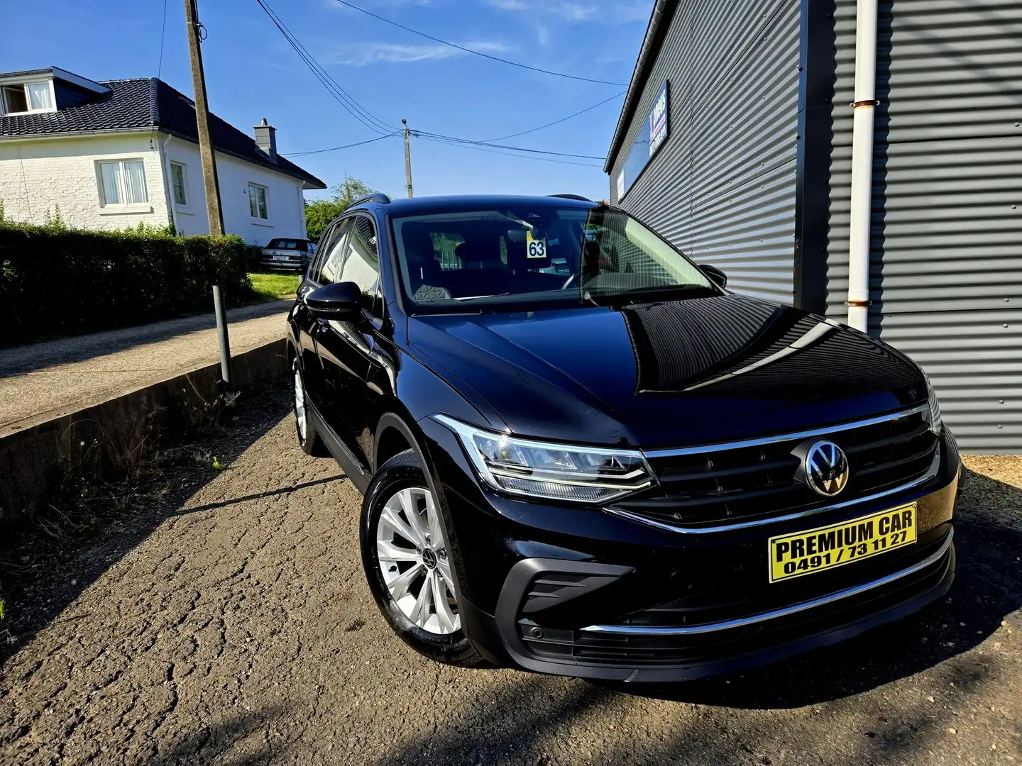 Volkswagen Tiguan 2.0 TDI SCR Life DSG Zwart - 2