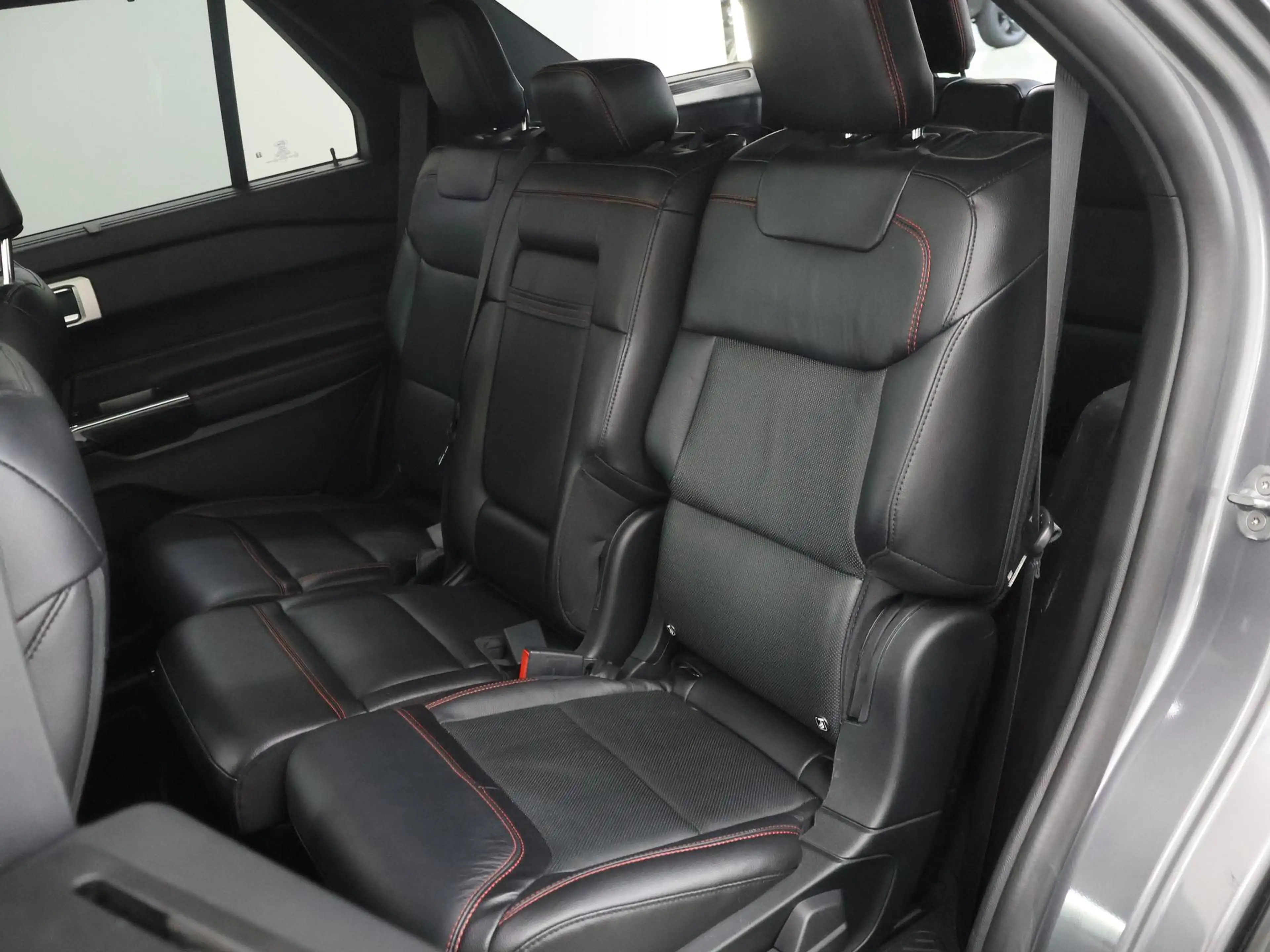 Ford Explorer 3.0 V6 EcoBoost PHEV ST-Line 7 Persoons | Panorama — photo 12