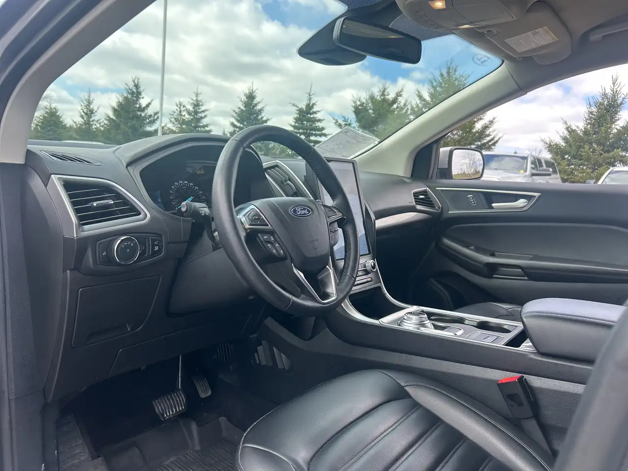 Ford Edge снимка Ford Edge