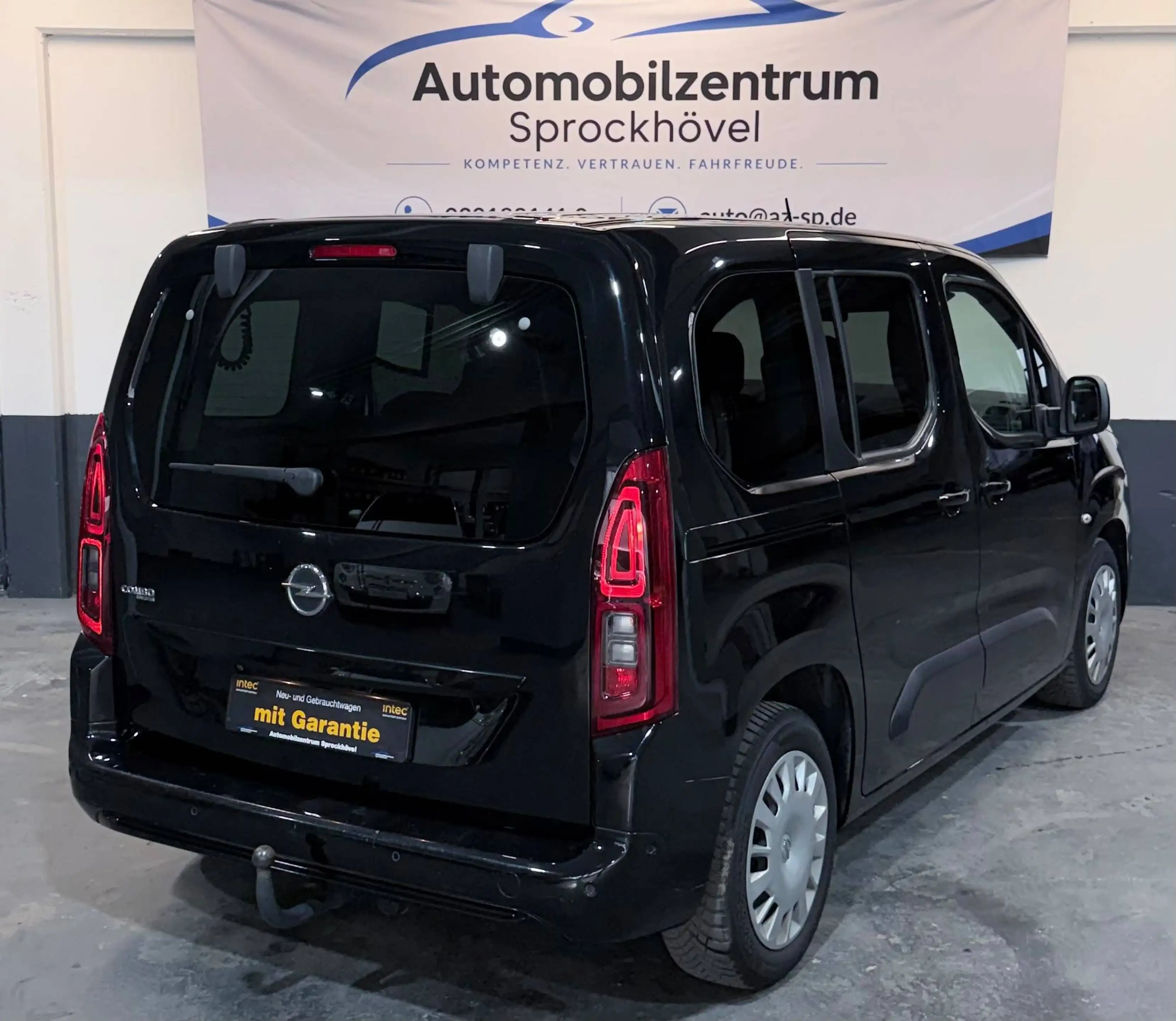 Opel Combo Life Rückfahrkamera/Assistenz-Pakete/Zahnriemen Neu — photo 6