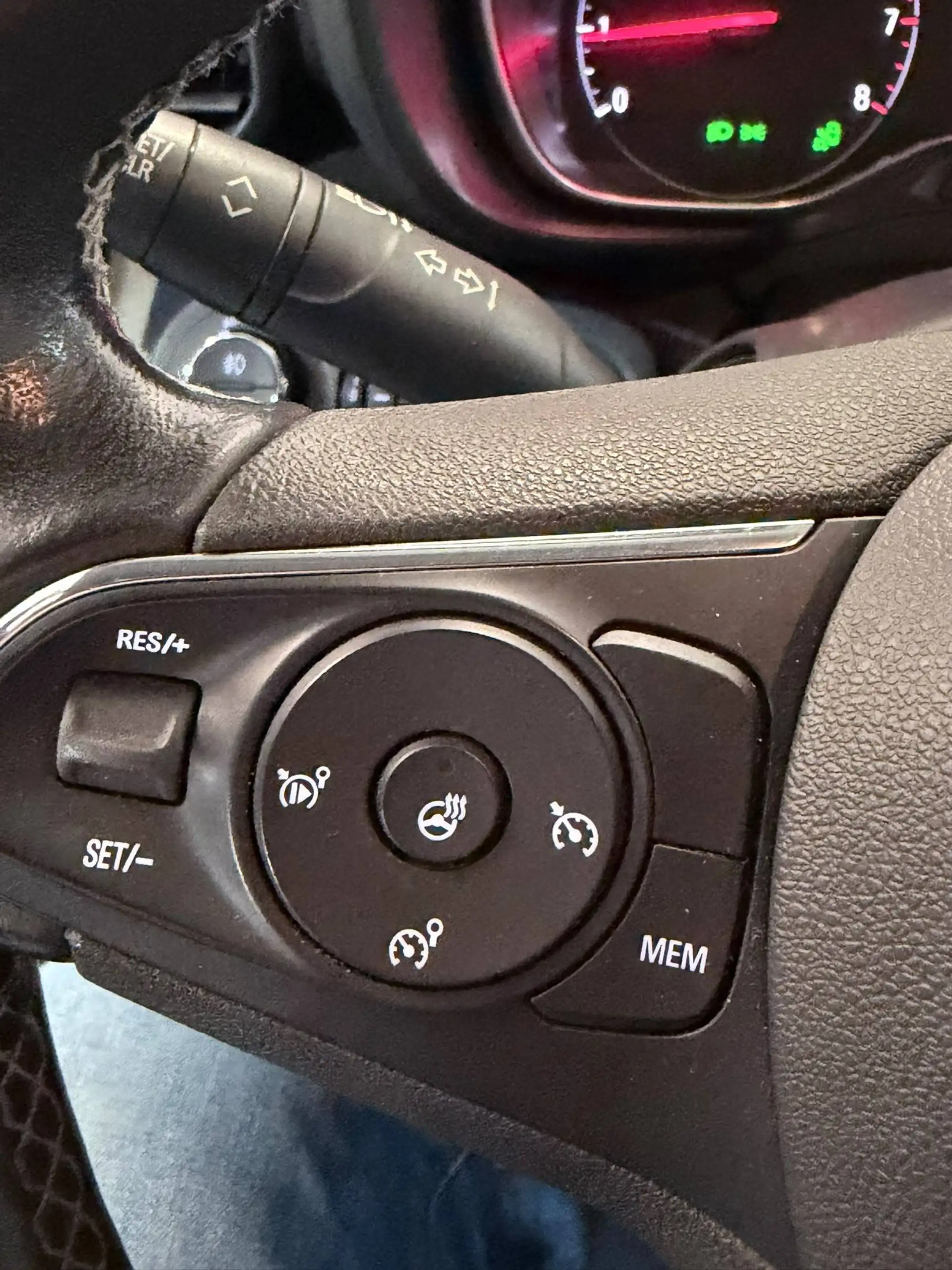 Opel Combo Life Rückfahrkamera/Assistenz-Pakete/Zahnriemen Neu — photo 15