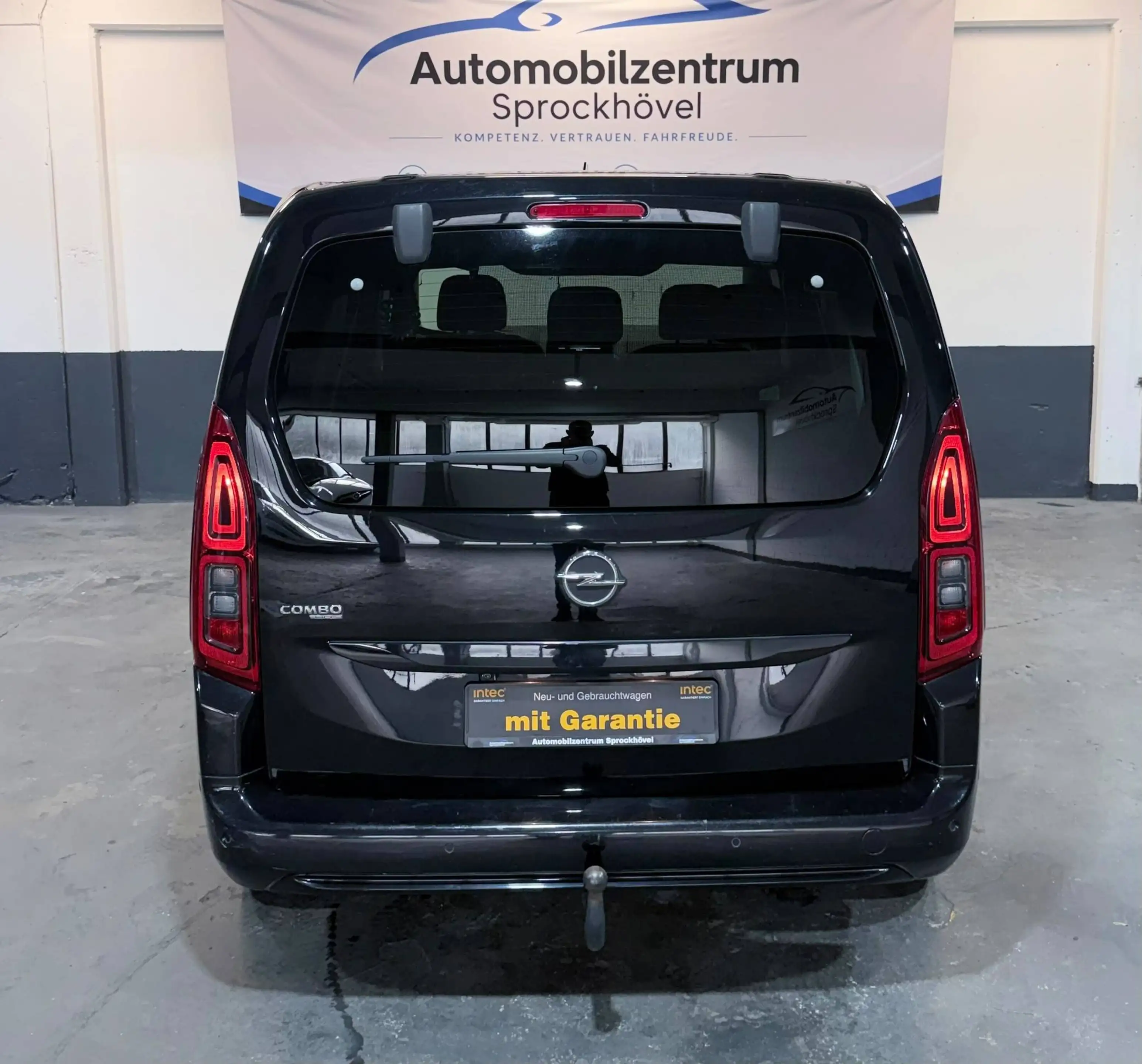 Opel Combo Life Rückfahrkamera/Assistenz-Pakete/Zahnriemen Neu — photo 8