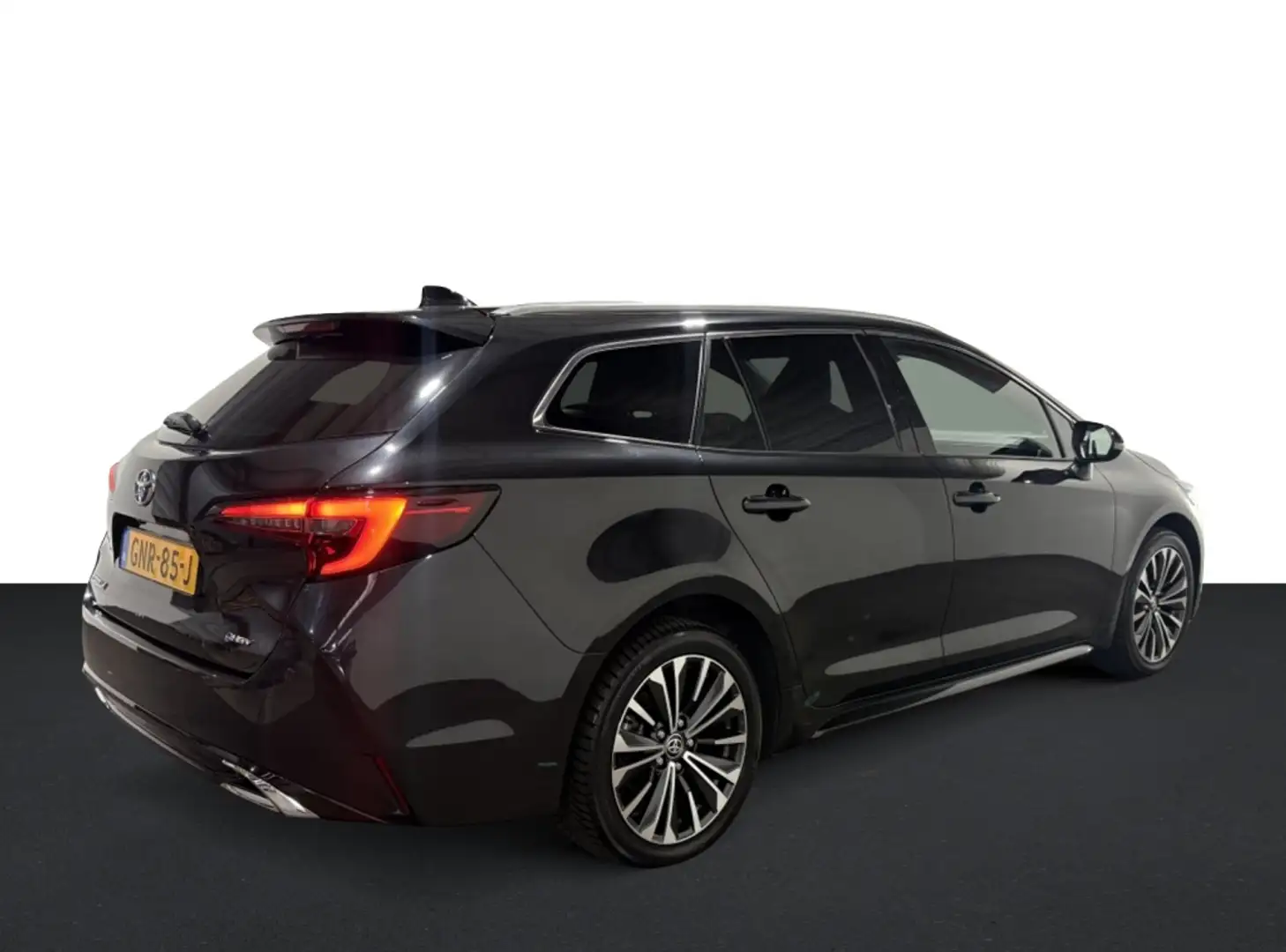 Toyota Corolla Touring Sports Hybrid 140 Dynamic Zwart - 2