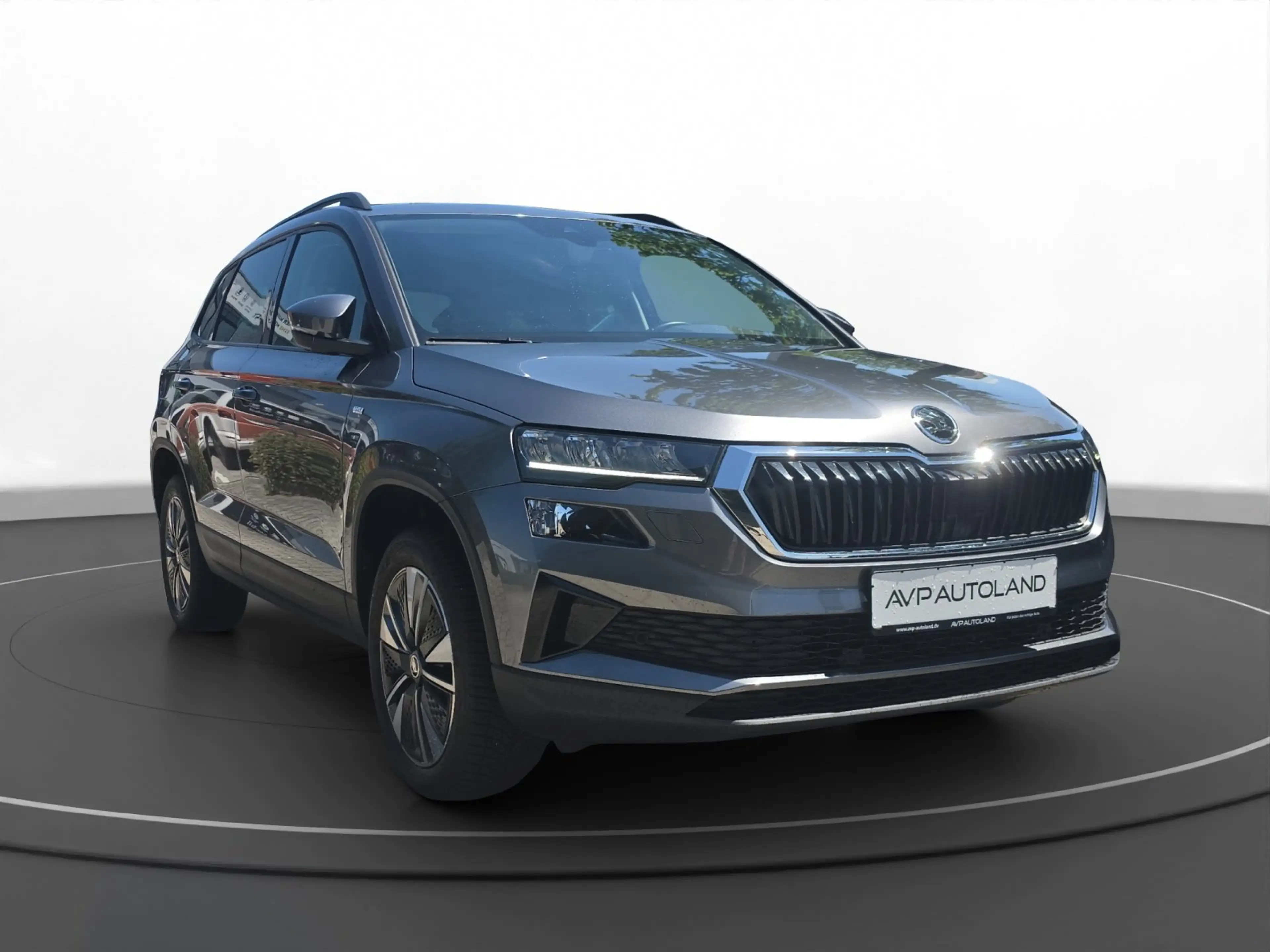 Skoda Karoq 1.0 TSI TOUR | NAVI | LED | ACC | — photo 4