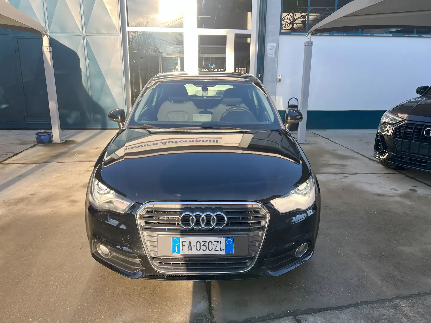 Audi A1 1.6 TDI 90 CV AMBITION OK NEOPATENTATI Nero - 2