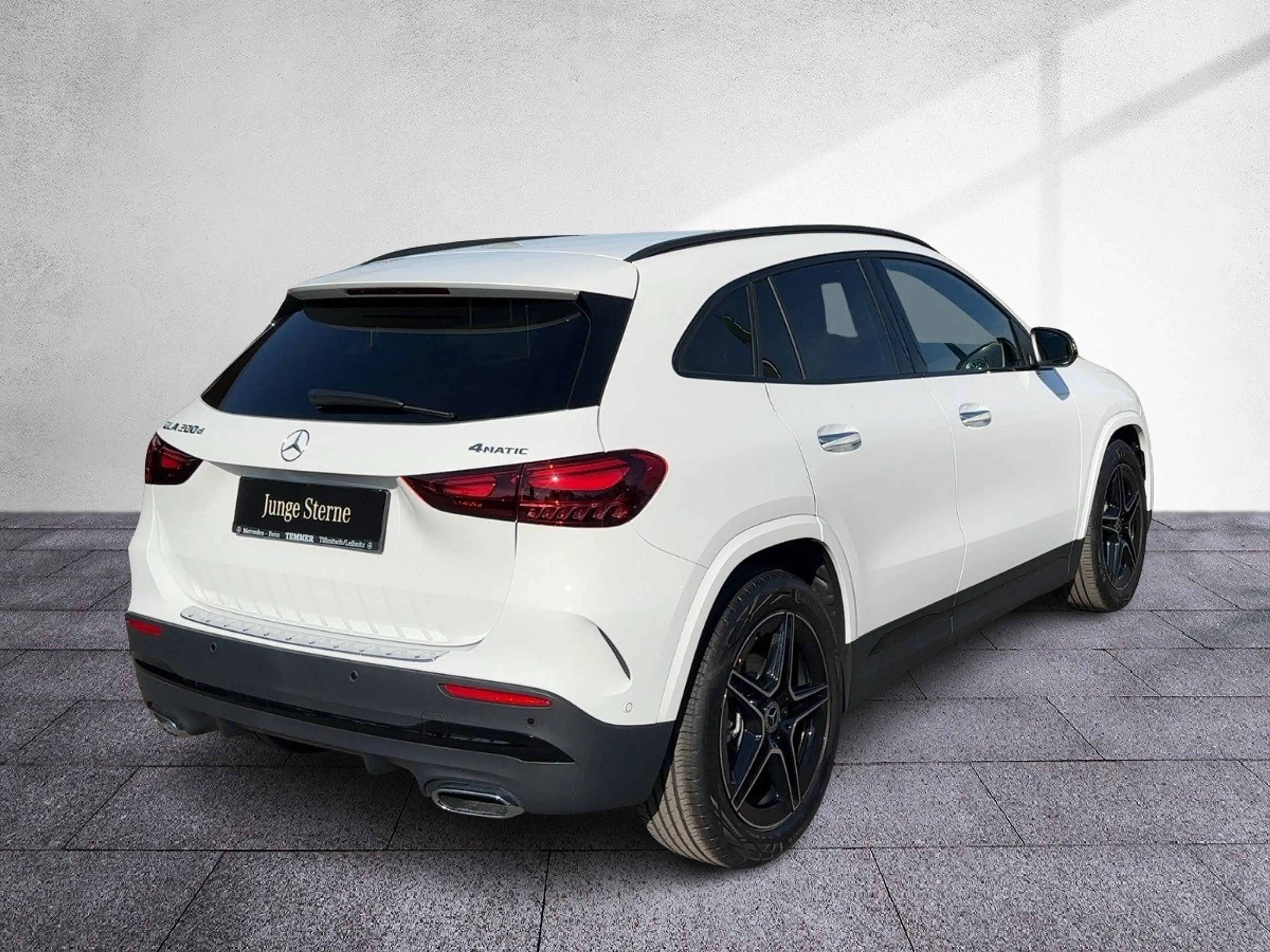 Mercedes-Benz GLA 200 d 4MATIC AMG-Line AHV LRHZG MBeam 360°Kam — photo 5
