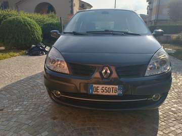 Grand Scenic 1.9 dci Dynamique (confort) 130cv fap