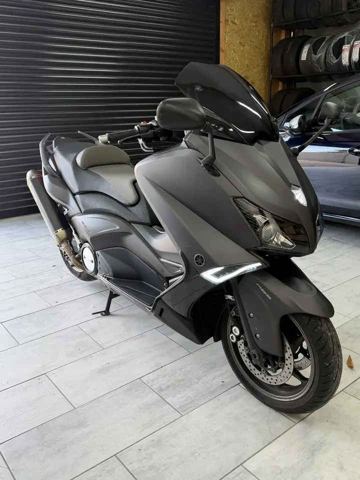 Yamaha Tmax 530