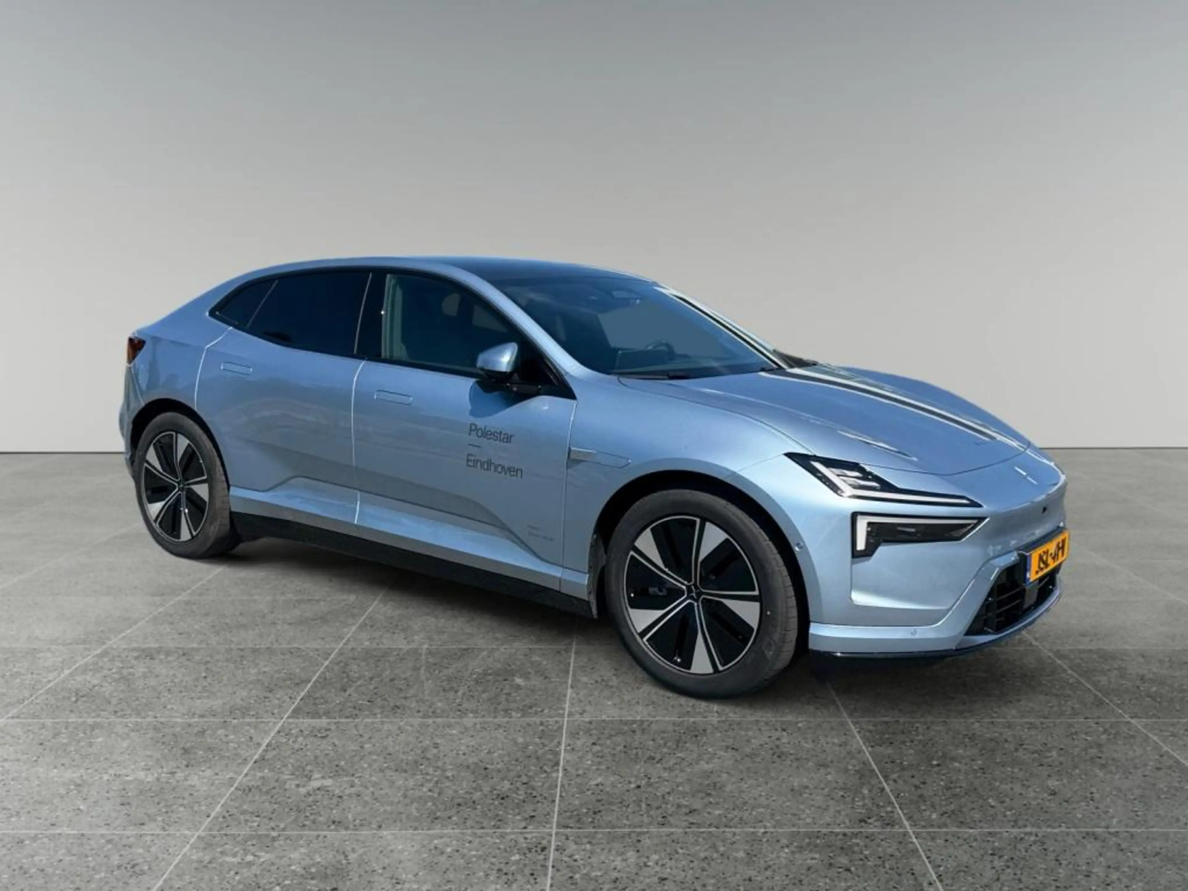 Polestar 4 Long Range Dual Motor 100 kWh | Prime | Demo — photo 2