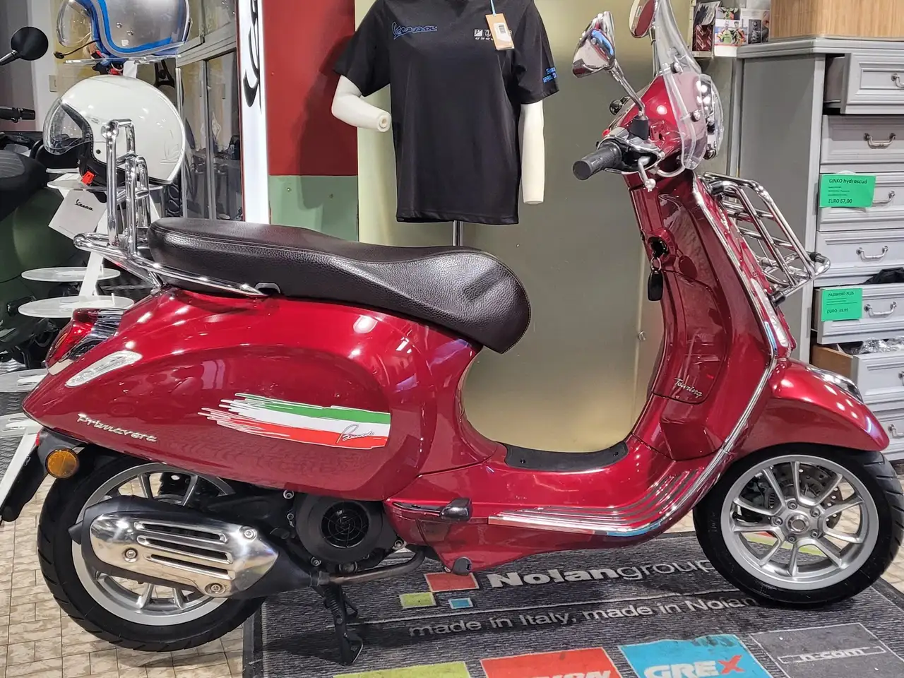 Vespa Primavera 125
