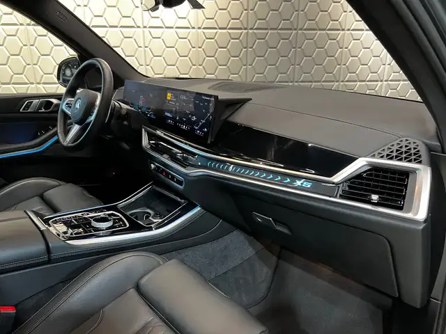 BMW X5 50e xDrive M Sport*360*HUD*MEMORY*PANO/SCHIEBE* Ansicht 30