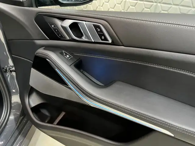BMW X5 50e xDrive M Sport*360*HUD*MEMORY*PANO/SCHIEBE* Ansicht 25