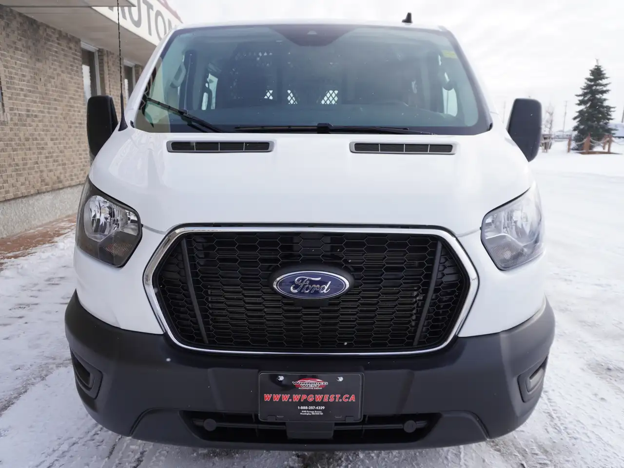 Ford Transit Cargo Van снимка Ford Transit Cargo Van