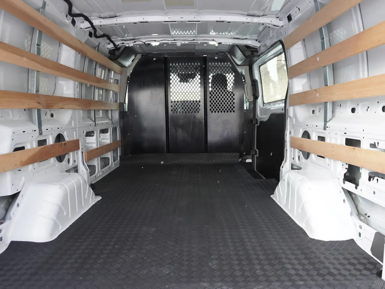 Ford Transit Cargo Van снимка Ford Transit Cargo Van