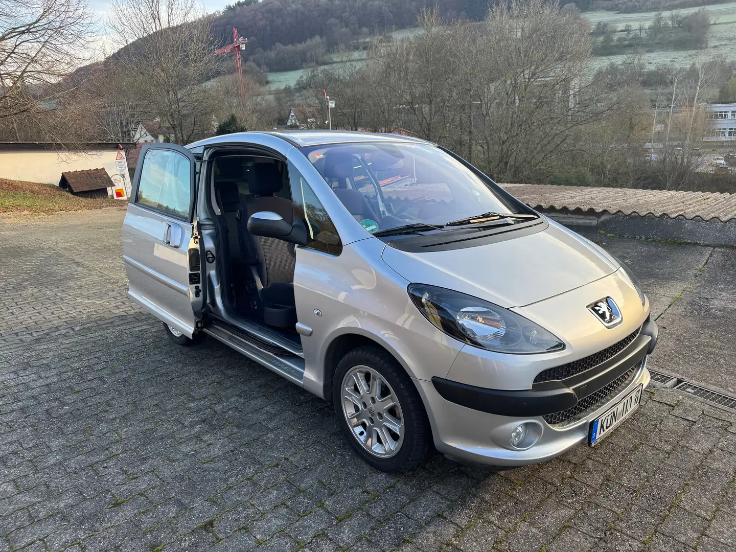 Peugeot 1007 1007 110 Sport Silber - 1