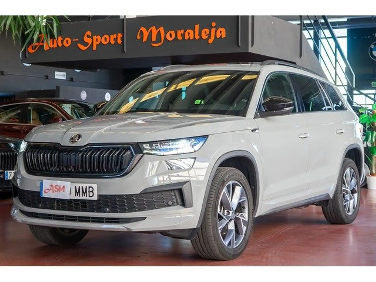 Skoda Kodiaq 2.0TDI AB tech Sportline 4x2 DSG 110kW Gris - 1