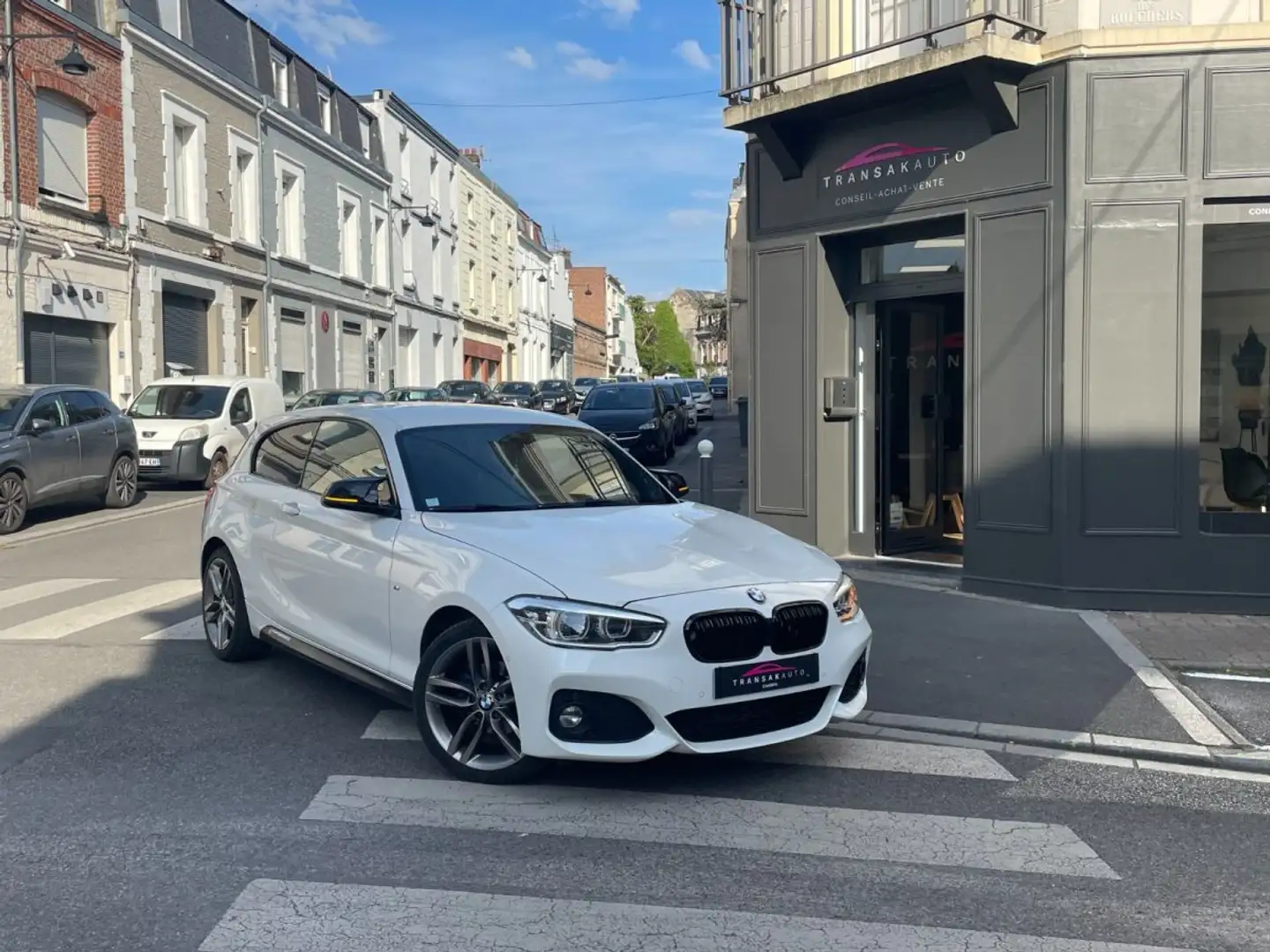 BMW 118 SERIE F21 LCI2 118d 150 ch BVA8 M Sport Ultimate P Wit - 1