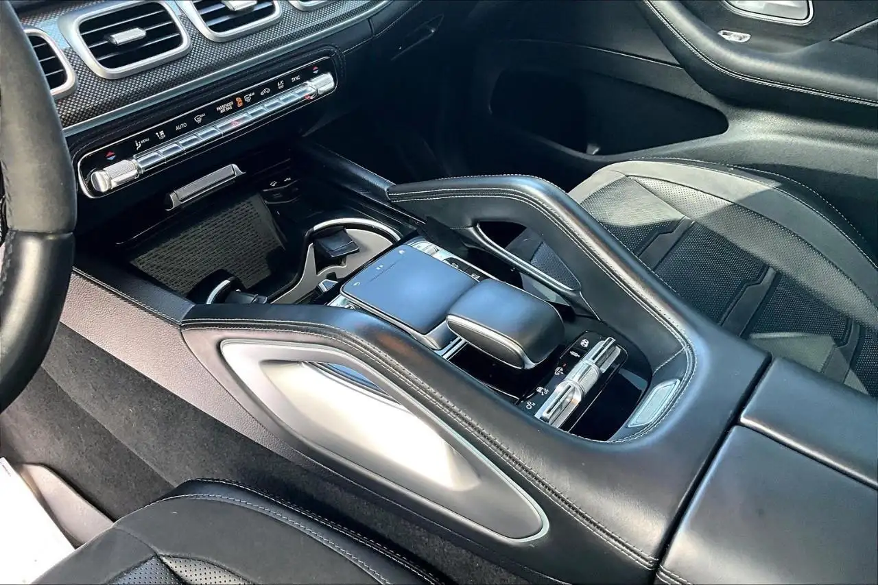 Mercedes-Benz GLE снимка Mercedes-Benz GLE
