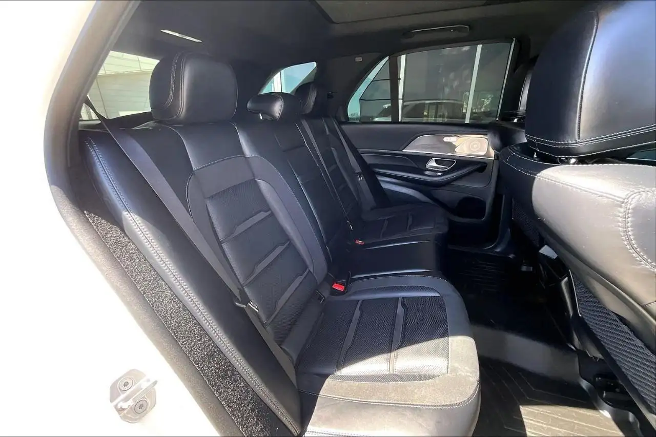 Mercedes-Benz GLE снимка Mercedes-Benz GLE