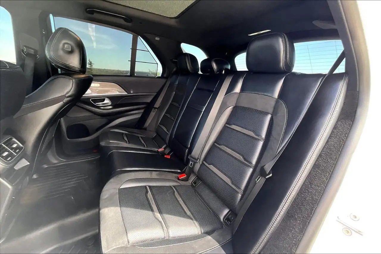 Mercedes-Benz GLE снимка Mercedes-Benz GLE