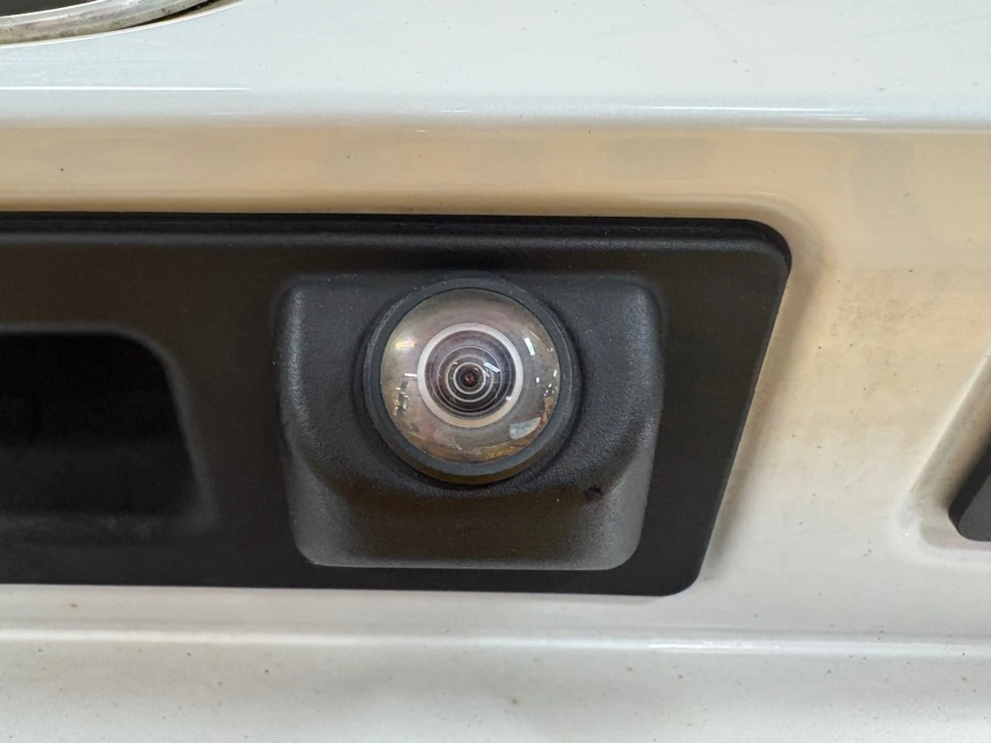 BMW 216 216I HIGH EXEC. / Climatronic / Cruise / Afn. Trek — photo 20