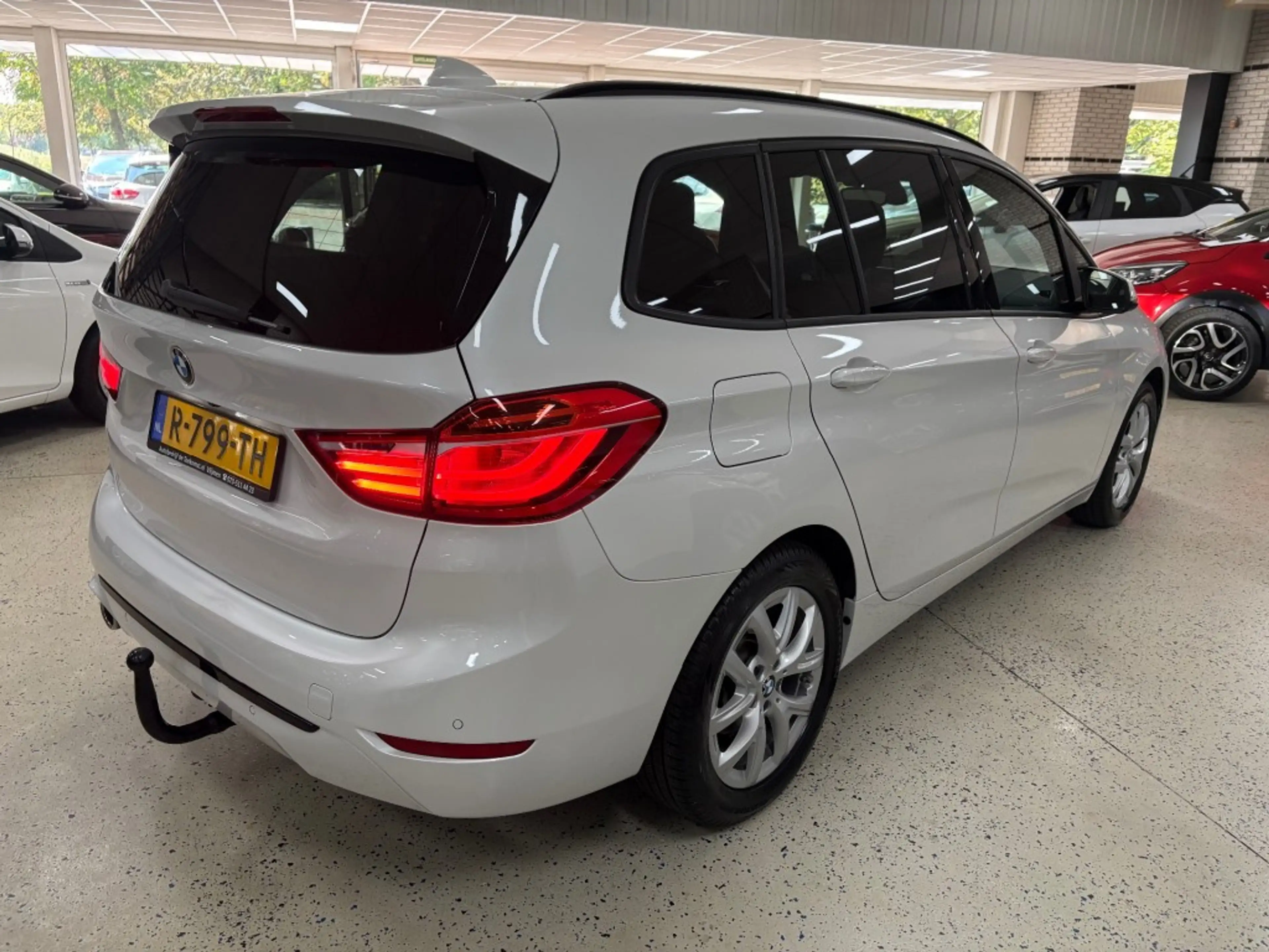 BMW 216 216I HIGH EXEC. / Climatronic / Cruise / Afn. Trek — photo 6
