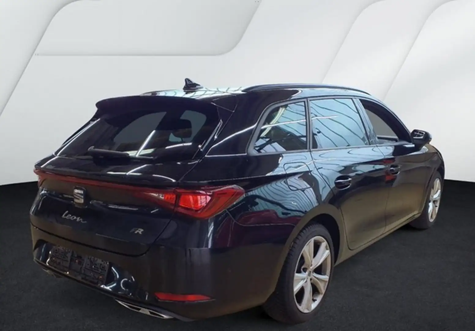 SEAT Leon ST 2.0 TDI FR AHK+NAVI+RFK Schwarz - 2