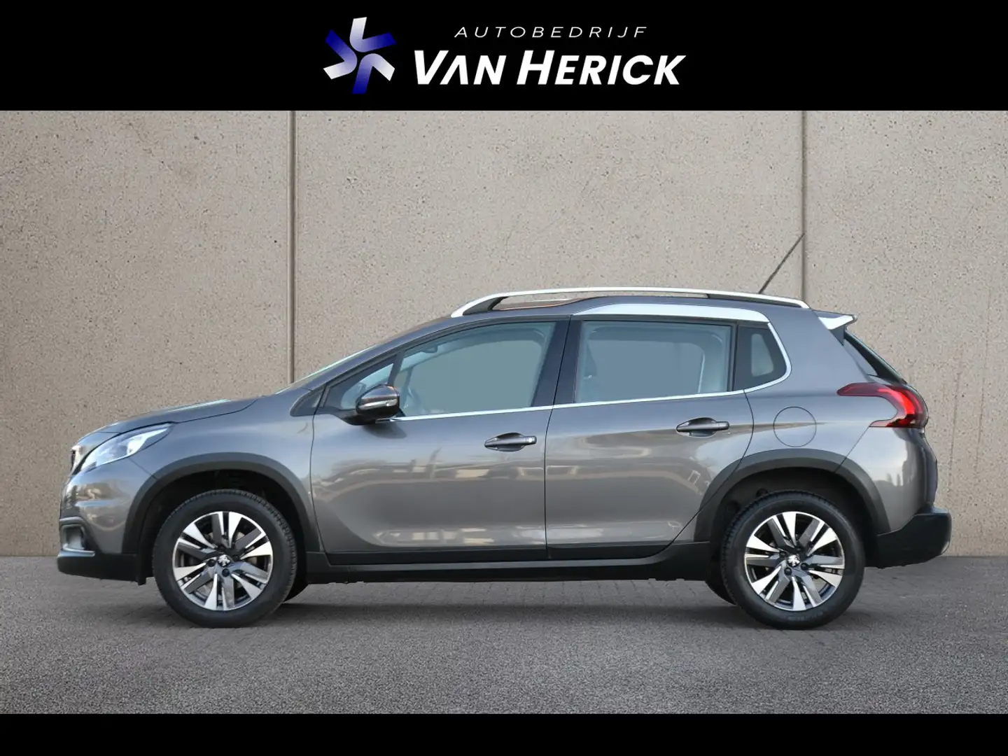 Peugeot 2008 1.2 PureTech Allure 110PK | Navi | Clima | Apple C Grau - 2