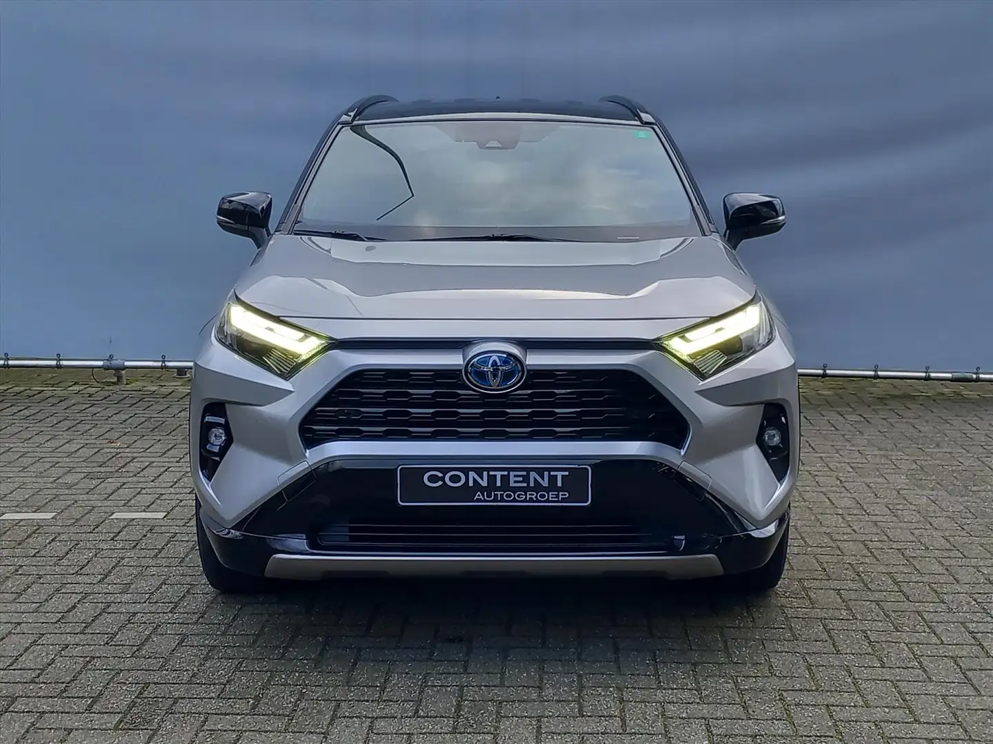 Toyota RAV 4 2.5 Hybrid AWD Bi-Tone 1650kg Trekgewicht Zilver - 2